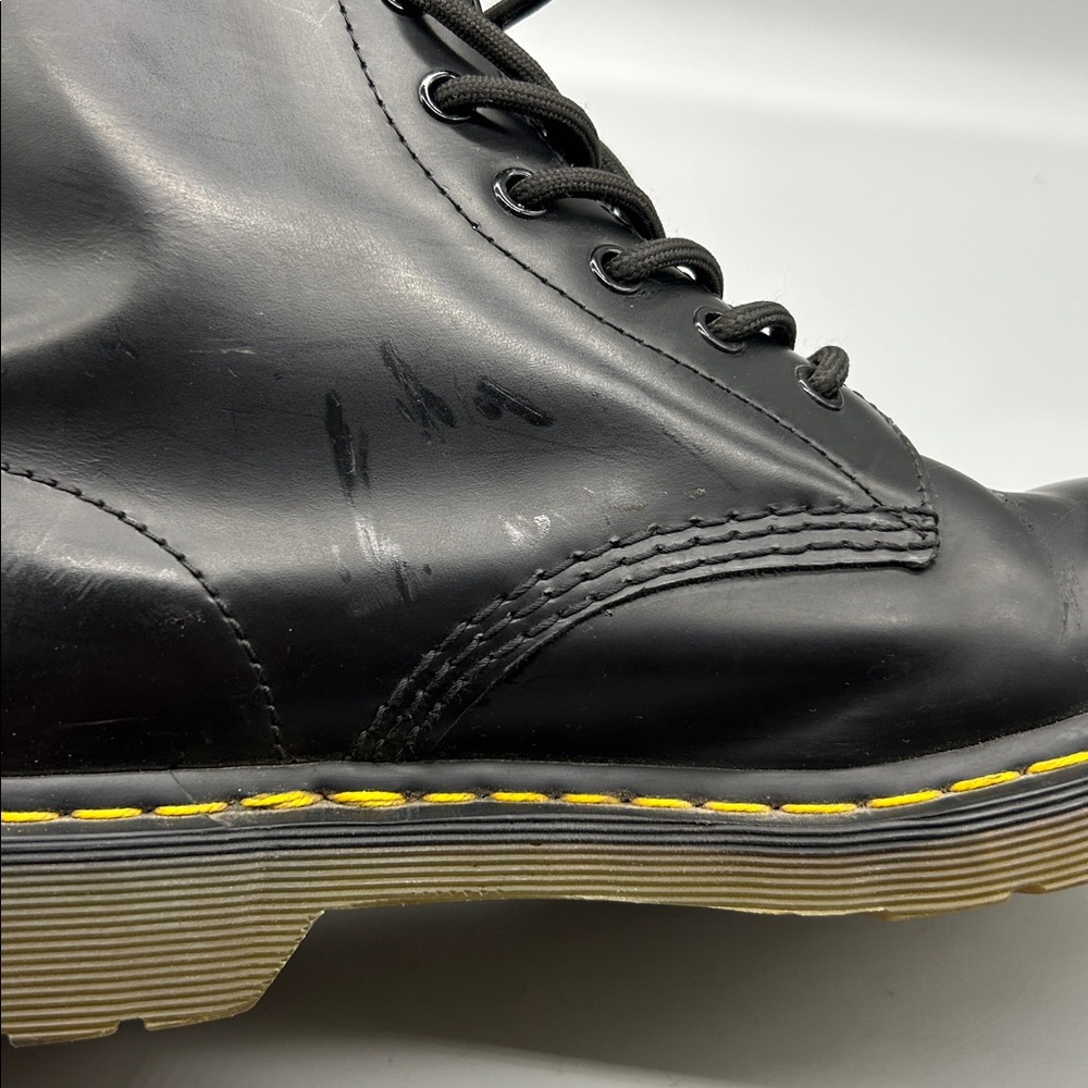 Like new Dr Martin AirWair 11821 Women Hi Leather Boots Black - Picture 6 of 9